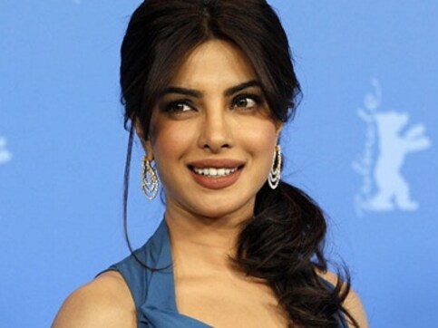 Priyanka Chopra unveils the teaser of her first Marathi production Ventilator Priyanka Chopra unveils the teaser of her first Marathi production Ventilator
