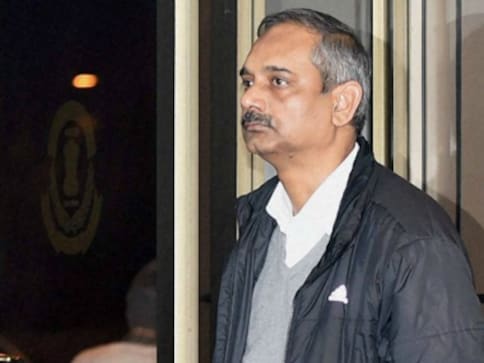 Delhi govt withdraws suspension order of Rajendra Kumar after Lt Governor's approval Delhi govt withdraws suspension order of Rajendra Kumar after Lt Governor's approval