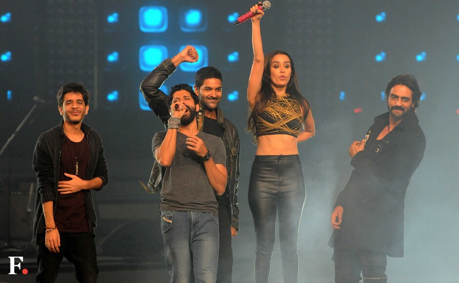 Rock On 2 cast, Shashank Arora, Farhan Akhtar, Purab Kohli, Shraddha Kapoor and Arjun Rampal, came together at the concert to launch the film's music. Sachin Gokhale/Firstpost Rock On 2 cast, Shashank Arora, Farhan Akhtar, Purab Kohli, Shraddha Kapoor and Arjun Rampal, came together at the concert to launch the film's music. Sachin Gokhale/Firstpost
