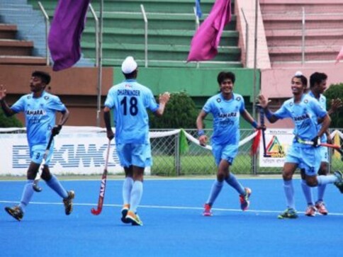 Indian hockey team defeat arch rivals Pakistan to reach final of U-18 Asia Cup Indian hockey team defeat arch rivals Pakistan to reach final of U-18 Asia Cup
