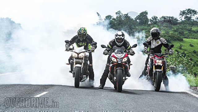 Comparo: Aprilia Tuono V4 1100 Factory vs Suzuki GSX-S1000 vs Triumph Speed Triple