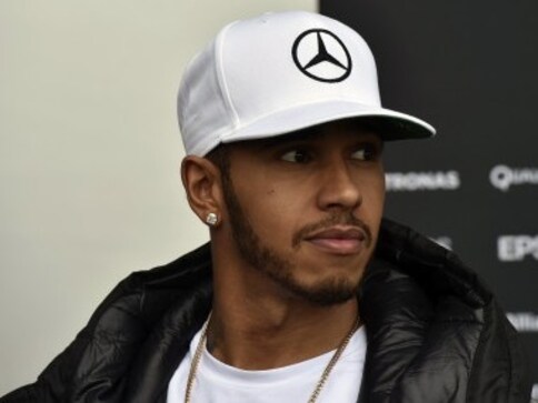Mexican GP: Lewis Hamilton says he is aiming for three-win sweep to have shot at retaining world title Mexican GP: Lewis Hamilton says he is aiming for three-win sweep to have shot at retaining world title
