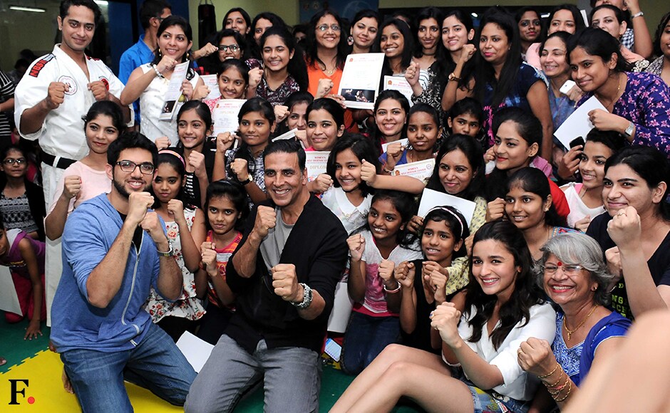 Picture perfect: Aditya Thackeray, Alia Bhatt and Akshay Kumar. Sachin Gokhale/Firstpost Picture perfect: Aditya Thackeray, Alia Bhatt and Akshay Kumar. Sachin Gokhale/Firstpost