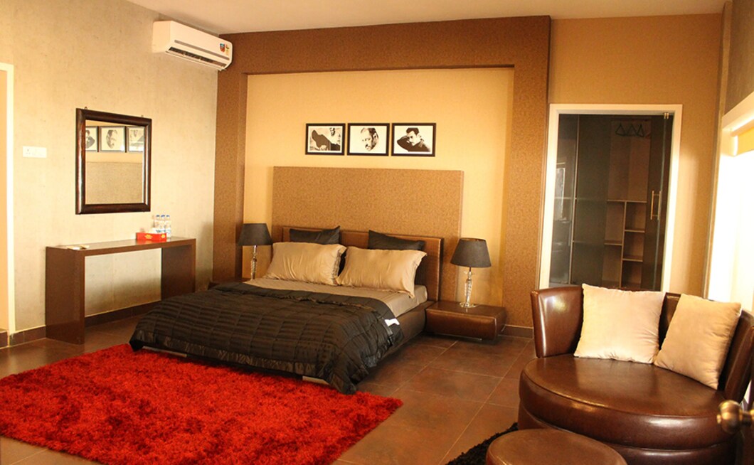 The celebrity list is yet to be revealed. In this picture, we get a glimpse at the chalet's master bedroom. Firstpost/Seema Sinha The celebrity list is yet to be revealed. In this picture, we get a glimpse at the chalet's master bedroom. Firstpost/Seema Sinha