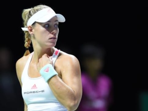 WTA Finals: Angelique Kerber, Dominika Cibulkova reach semifinals with impressive wins WTA Finals: Angelique Kerber, Dominika Cibulkova reach semifinals with impressive wins