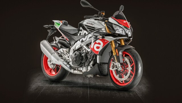 Image Gallery: 2017 Aprilia Tuono V4 Image Gallery: 2017 Aprilia Tuono V4