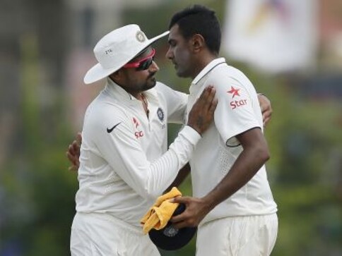Ravichandran Ashwin, Harbhajan Singh bury hatchet over 'pitch debate' on Twitter Ravichandran Ashwin, Harbhajan Singh bury hatchet over 'pitch debate' on Twitter