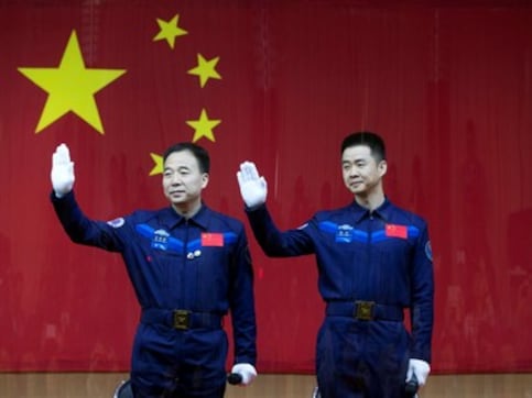China to launch manned space mission, Shenzhou 11 on Monday; conduct experiments on space China to launch manned space mission, Shenzhou 11 on Monday; conduct experiments on space