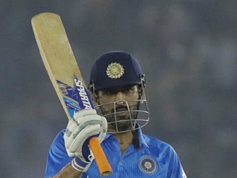 India vs New Zealand: MS Dhoni becomes fifth Indian to complete 9,000 runs India vs New Zealand: MS Dhoni becomes fifth Indian to complete 9,000 runs