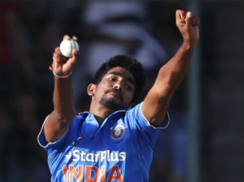 India vs New Zealand 2016: Jasprit Bumrah bowls in nets ahead of Vizag ODI after returning to fitness India vs New Zealand 2016: Jasprit Bumrah bowls in nets ahead of Vizag ODI after returning to fitness