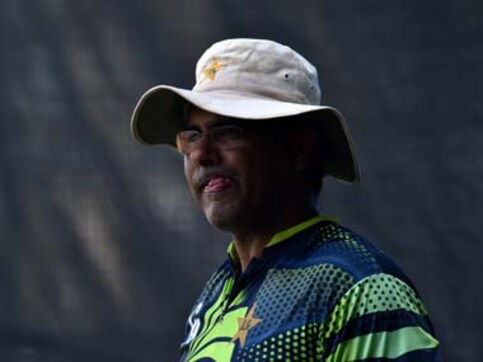 India's Test series win Down Under came due to absence of Steven Smith and David Warner, feels Waqar Younis India's Test series win Down Under came due to absence of Steven Smith and David Warner, feels Waqar Younis