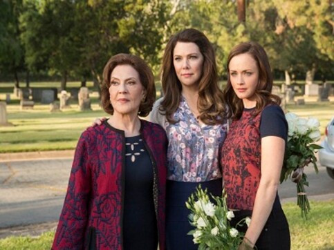 Gilmore Girls' Netflix revival is here: Catch up with all seven seasons on Throwback Thursday Gilmore Girls' Netflix revival is here: Catch up with all seven seasons on Throwback Thursday
