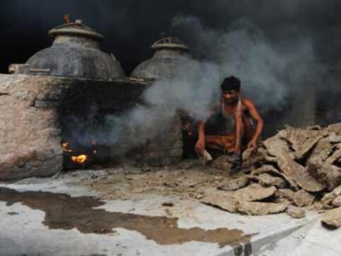 India is world's fourth largest carbon dioxide emitter, says study; nation accounts for 7% of global emissions India is world's fourth largest carbon dioxide emitter, says study; nation accounts for 7% of global emissions