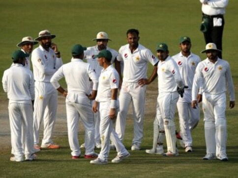 Pakistan resist change, retain 16-member squad for Test series against Australia Pakistan resist change, retain 16-member squad for Test series against Australia