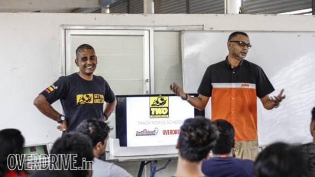 2017 Indimotard TWO Track School: Calendar announced 2017 Indimotard TWO Track School: Calendar announced