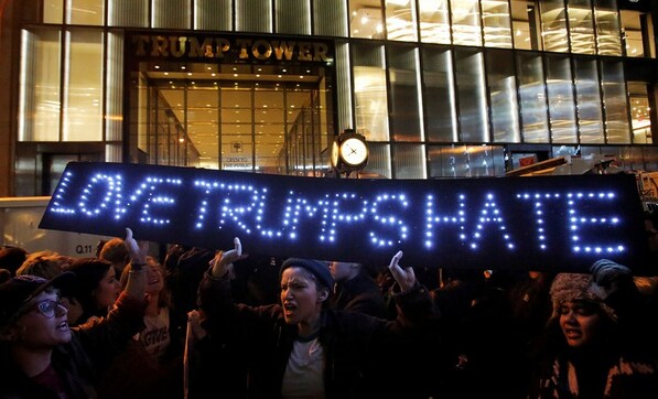 Anti-Donald Trump protests: Mark Ruffalo, Jamie Lee Curtis join post-election stir Anti-Donald Trump protests: Mark Ruffalo, Jamie Lee Curtis join post-election stir