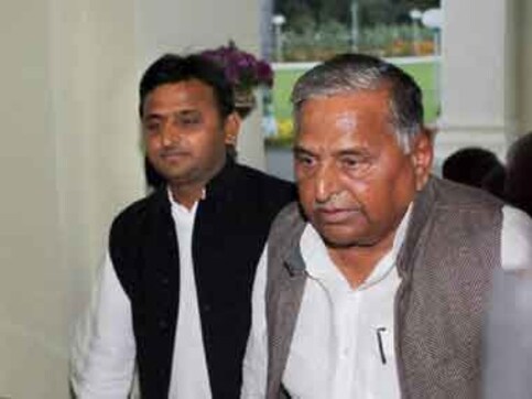 UP election 2017: History may have clues but Akhilesh-Mulayam divide is difficult to predict UP election 2017: History may have clues but Akhilesh-Mulayam divide is difficult to predict