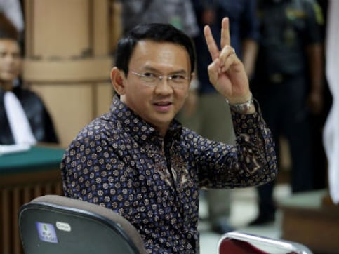 Indonesia court refuses to drop blasphemy charges against Jakarta's Christian governor Indonesia court refuses to drop blasphemy charges against Jakarta's Christian governor