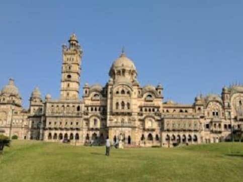 Lukshmi Vilas Palace of Vadodara: A magnificent bridge between the east and the west Lukshmi Vilas Palace of Vadodara: A magnificent bridge between the east and the west