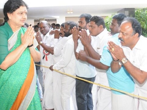 Sasikala takes formal charge of AIADMK, promises to take Jayalalithaa's legacy forward Sasikala takes formal charge of AIADMK, promises to take Jayalalithaa's legacy forward