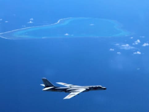 China threatens US bomber flying in East China sea, says should respect its air defence zone China threatens US bomber flying in East China sea, says should respect its air defence zone