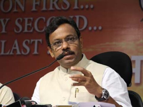BMC will take call on declaring school holiday on rainy days, says Vinod Tawde amid criticism BMC will take call on declaring school holiday on rainy days, says Vinod Tawde amid criticism