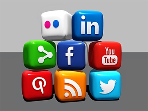 Newsroom Diaries 2016: From 'Pineapple Apple Pen' to the 'hot chaiwalla', what trended on social media this year Newsroom Diaries 2016: From 'Pineapple Apple Pen' to the 'hot chaiwalla', what trended on social media this year