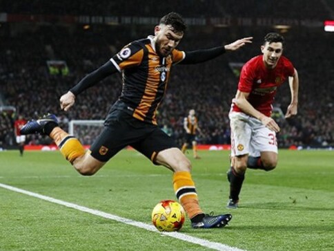 Premier League: West Ham sign winger Robert Snodgrass from Hull City