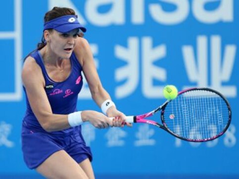 Shenzhen Open: Agnieszka Radwanska cruises into second round, Johanna Konta survives Shenzhen Open: Agnieszka Radwanska cruises into second round, Johanna Konta survives