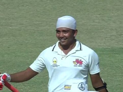 India A's Prithvi Shaw, Ravikumar Samarth shine with bat as West Indies A hold on to draw in unofficial Test India A's Prithvi Shaw, Ravikumar Samarth shine with bat as West Indies A hold on to draw in unofficial Test