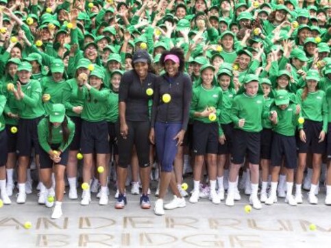 Australian Open 2017, Day 1 Highlights: Venus' seal of approval, Wawrinka's apology and more Australian Open 2017, Day 1 Highlights: Venus' seal of approval, Wawrinka's apology and more
