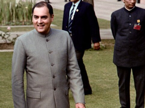 Rajiv Gandhi death anniversary: Narendra Modi, Rahul Gandhi, other political leaders pay tribute to India's sixth prime minister Rajiv Gandhi death anniversary: Narendra Modi, Rahul Gandhi, other political leaders pay tribute to India's sixth prime minister