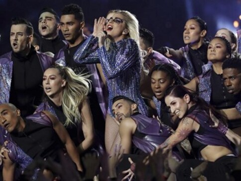 Super Bowl 2017: Lady Gaga dazzled half time with her gravity defying performance Super Bowl 2017: Lady Gaga dazzled half time with her gravity defying performance