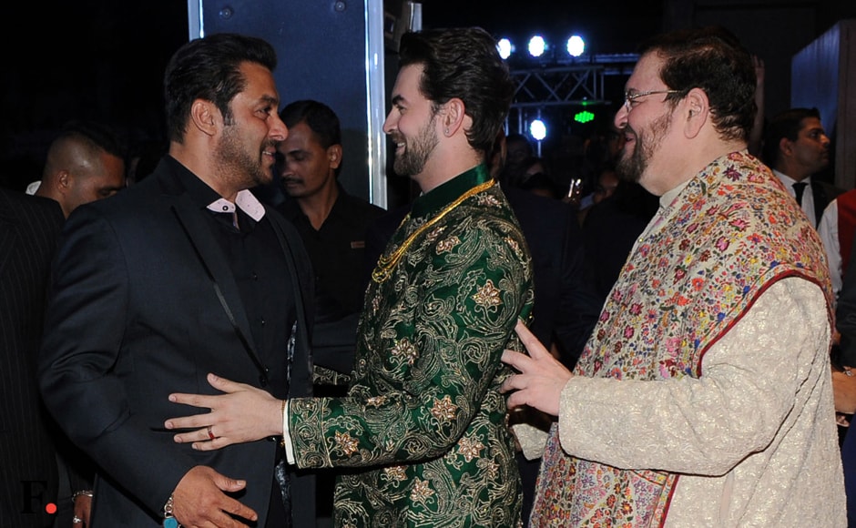 From Salman Khan, Katrina Kaif, the evergreen Rekha to Sophie Choudry, Sooraj Barjatiya and many others, the film fraternity showed up in strength to wish the newlyweds the very best. Image: Sachin Gokhale/Firstpost From Salman Khan, Katrina Kaif, the evergreen Rekha to Sophie Choudry, Sooraj Barjatiya and many others, the film fraternity showed up in strength to wish the newlyweds the very best. Image: Sachin Gokhale/Firstpost