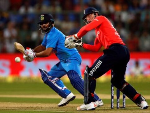 India vs England, 3rd T20I: Suresh Raina makes perfect case for ODI recall with crucial half-century India vs England, 3rd T20I: Suresh Raina makes perfect case for ODI recall with crucial half-century