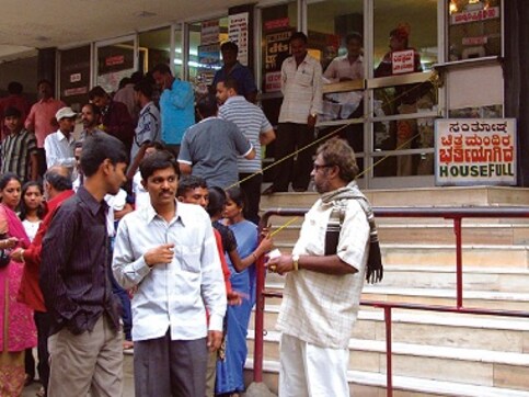 House Full: Sociologist Lakshmi Srinivas looks at Indian cinema from the audience's perspective House Full: Sociologist Lakshmi Srinivas looks at Indian cinema from the audience's perspective