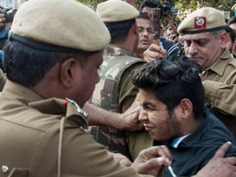 Ramjas College clash: Young Gurmehar Kaur had enough, but it is a war the Right is not going to win Ramjas College clash: Young Gurmehar Kaur had enough, but it is a war the Right is not going to win