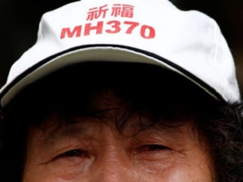 MH370: Families of passengers launch campaign to fund search for missing jet MH370: Families of passengers launch campaign to fund search for missing jet