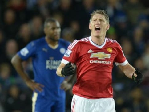 Bastian Schweinsteiger leaves Manchester United for MLS club Chicago Fire on one-year deal Bastian Schweinsteiger leaves Manchester United for MLS club Chicago Fire on one-year deal