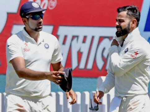 India vs Australia, 3rd Test: Glenn Maxwell appears to mock Virat Kohli over shoulder injury India vs Australia, 3rd Test: Glenn Maxwell appears to mock Virat Kohli over shoulder injury