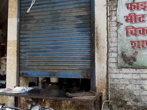 UP meat sellers may end strike; CM Yogi Adityanath assures 'no action against licensed slaughterhouses' UP meat sellers may end strike; CM Yogi Adityanath assures 'no action against licensed slaughterhouses'