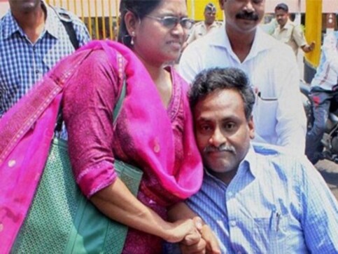 DU professor GN Saibaba’s life sentence is a conspiracy of BJP-RSS, says wife Vasantha Kumari DU professor GN Saibaba’s life sentence is a conspiracy of BJP-RSS, says wife Vasantha Kumari
