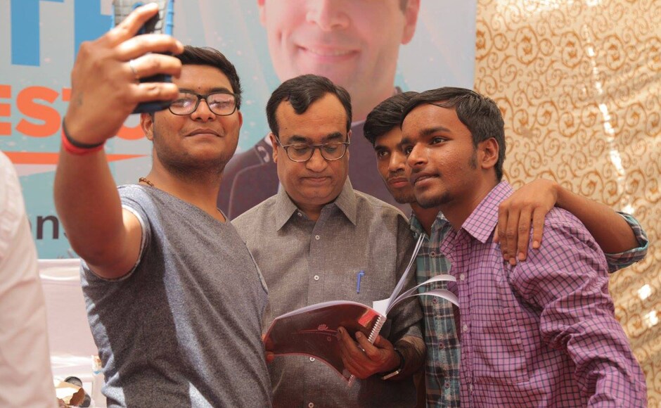 Congress released a separate manifesto for health, education, sanitation in a run-up to the civic polls in Delhi. Facebook/ INC Delhi Congress released a separate manifesto for health, education, sanitation in a run-up to the civic polls in Delhi. Facebook/ INC Delhi