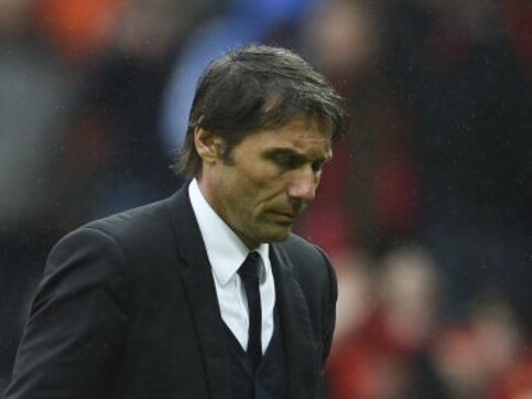 Premier League: Antonio Conte feels Chelsea's chances of winning the title are just '50 percent' Premier League: Antonio Conte feels Chelsea's chances of winning the title are just '50 percent'