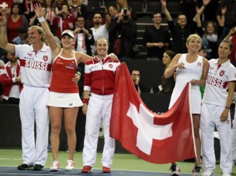 Fed Cup: Martina Hingis aims to help Switzerland reach final, United States face Czech Republic Fed Cup: Martina Hingis aims to help Switzerland reach final, United States face Czech Republic
