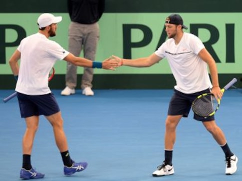 Davis Cup: USA's Jack Sock, Steve Johnson win doubles to keep quarter-final tie against Australia alive Davis Cup: USA's Jack Sock, Steve Johnson win doubles to keep quarter-final tie against Australia alive