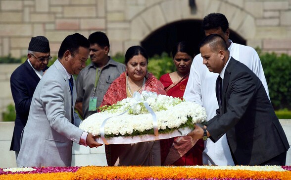 Nepal president Bidhya Devi Bhandari visits Rashtrapati Bhavan; given ceremonial guard of honour Nepal president Bidhya Devi Bhandari visits Rashtrapati Bhavan; given ceremonial guard of honour