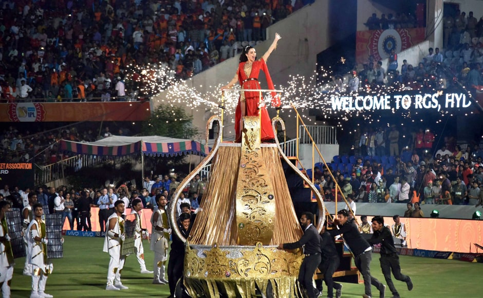 Indian film actress Amy Jackson, the showstopper for the evening, arrives at the Rajiv Gandhi International Stadium in style for the IPL 2017 opening ceremony. PTI/Sportzpics Indian film actress Amy Jackson, the showstopper for the evening, arrives at the Rajiv Gandhi International Stadium in style for the IPL 2017 opening ceremony. PTI/Sportzpics