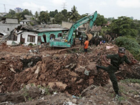 Hope fades for Sri Lanka's missing as garbage dump death toll hits 23 Hope fades for Sri Lanka's missing as garbage dump death toll hits 23