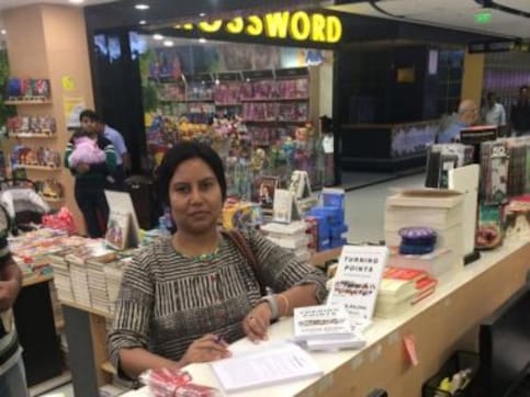 Chetan Bhagat's One Indian Girl vs Anvita Bajpai's Drawing Parallels: When authors are accused of plagiarising stories Chetan Bhagat's One Indian Girl vs Anvita Bajpai's Drawing Parallels: When authors are accused of plagiarising stories